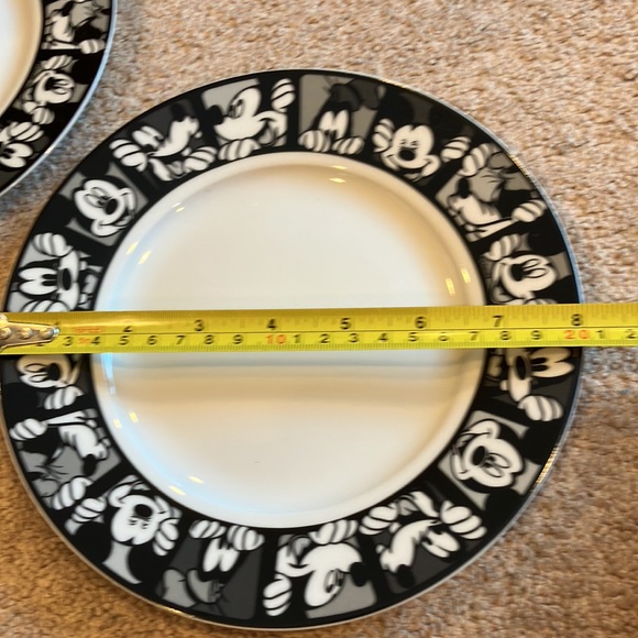 Disney plates Mickey Mouse set of 4 - Picture 9 of 9